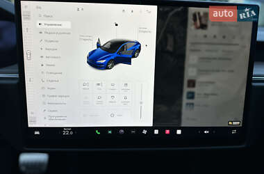 Лифтбек Tesla Model S 2021 в 