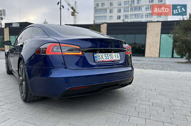 Лифтбек Tesla Model S 2021 в 