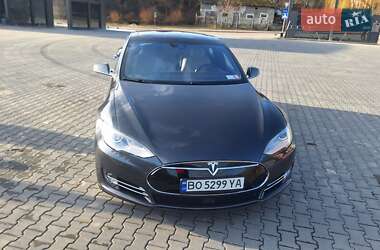 Ліфтбек Tesla Model S 2015 в Зборові