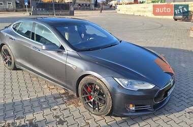 Ліфтбек Tesla Model S 2015 в Зборові