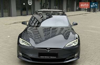 Лифтбек Tesla Model S 2016 в Пустомытах