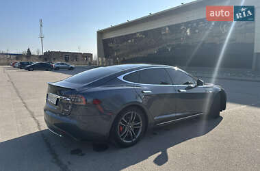 Лифтбек Tesla Model S 2014 в Запорожье