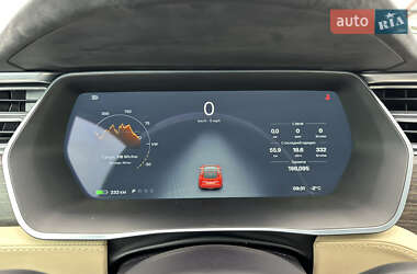 Лифтбек Tesla Model S 2016 в 
