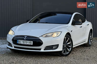 Лифтбек Tesla Model S 2013 в Трускавце