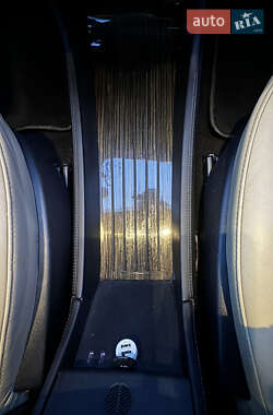 Лифтбек Tesla Model S 2015 в 