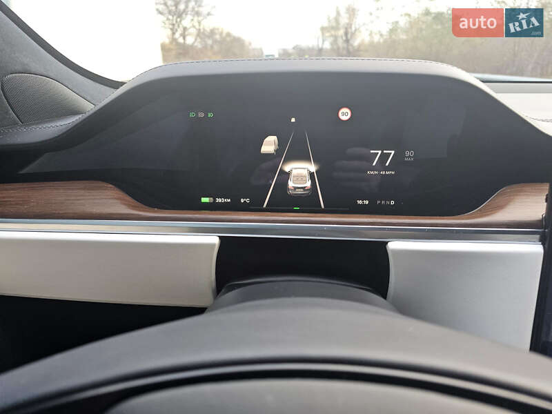Лифтбек Tesla Model S 2023 в Тячеве