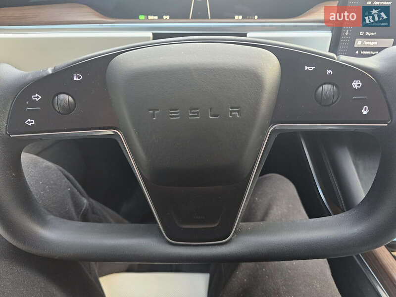 Лифтбек Tesla Model S 2023 в Тячеве