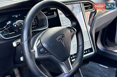 Ліфтбек Tesla Model S 2014 в 