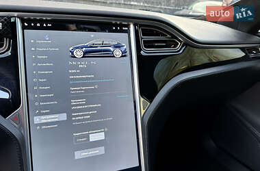 Ліфтбек Tesla Model S 2014 в 