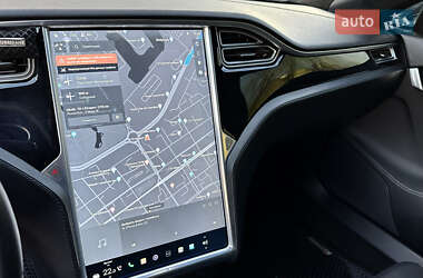 Ліфтбек Tesla Model S 2014 в 