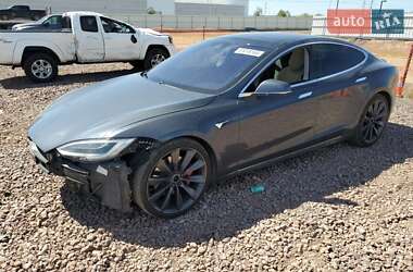 Tesla Model S 2016