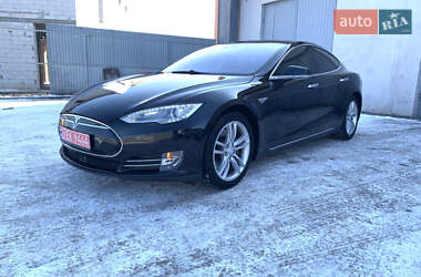 Лифтбек Tesla Model S 2014 в Луцке