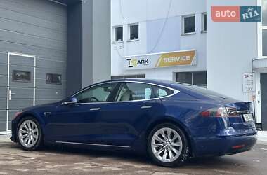 Ліфтбек Tesla Model S 2018 в Києві