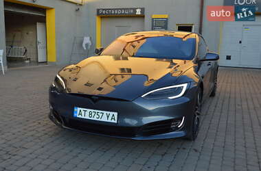 Лифтбек Tesla Model S 2020 в Ивано-Франковске