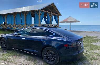 Лифтбек Tesla Model S 2020 в Одессе