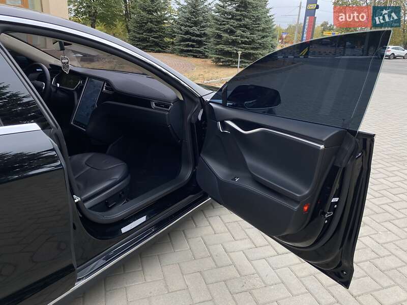 Лифтбек Tesla Model S 2014 в Харькове