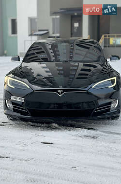 Лифтбек Tesla Model S 2018 в Харькове