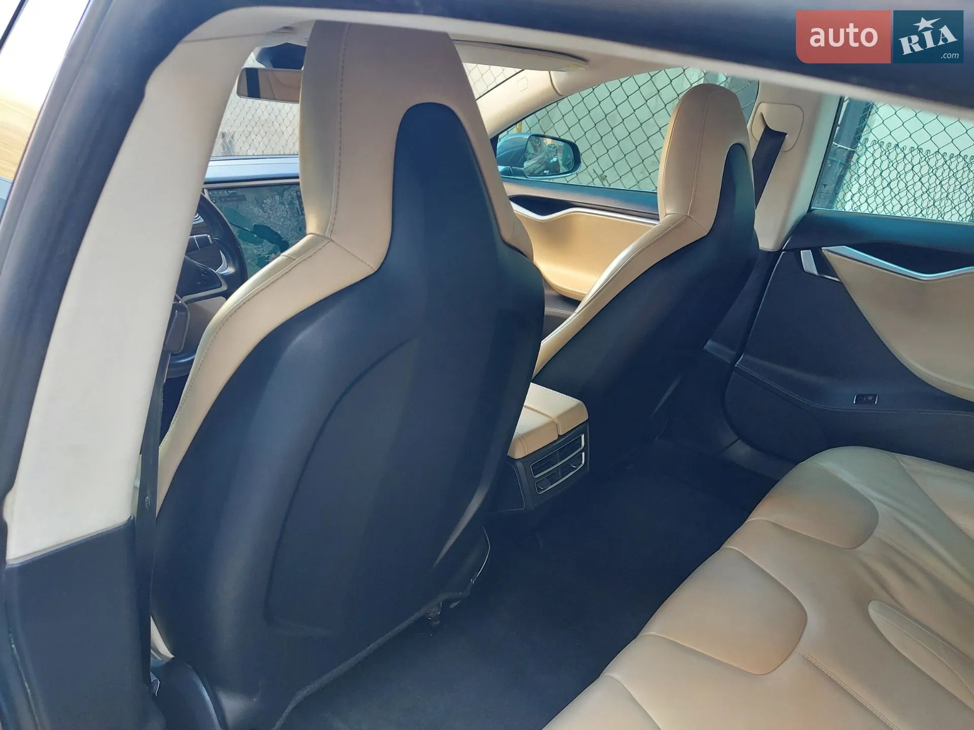 2014 Tesla Model S - мініатюра 30