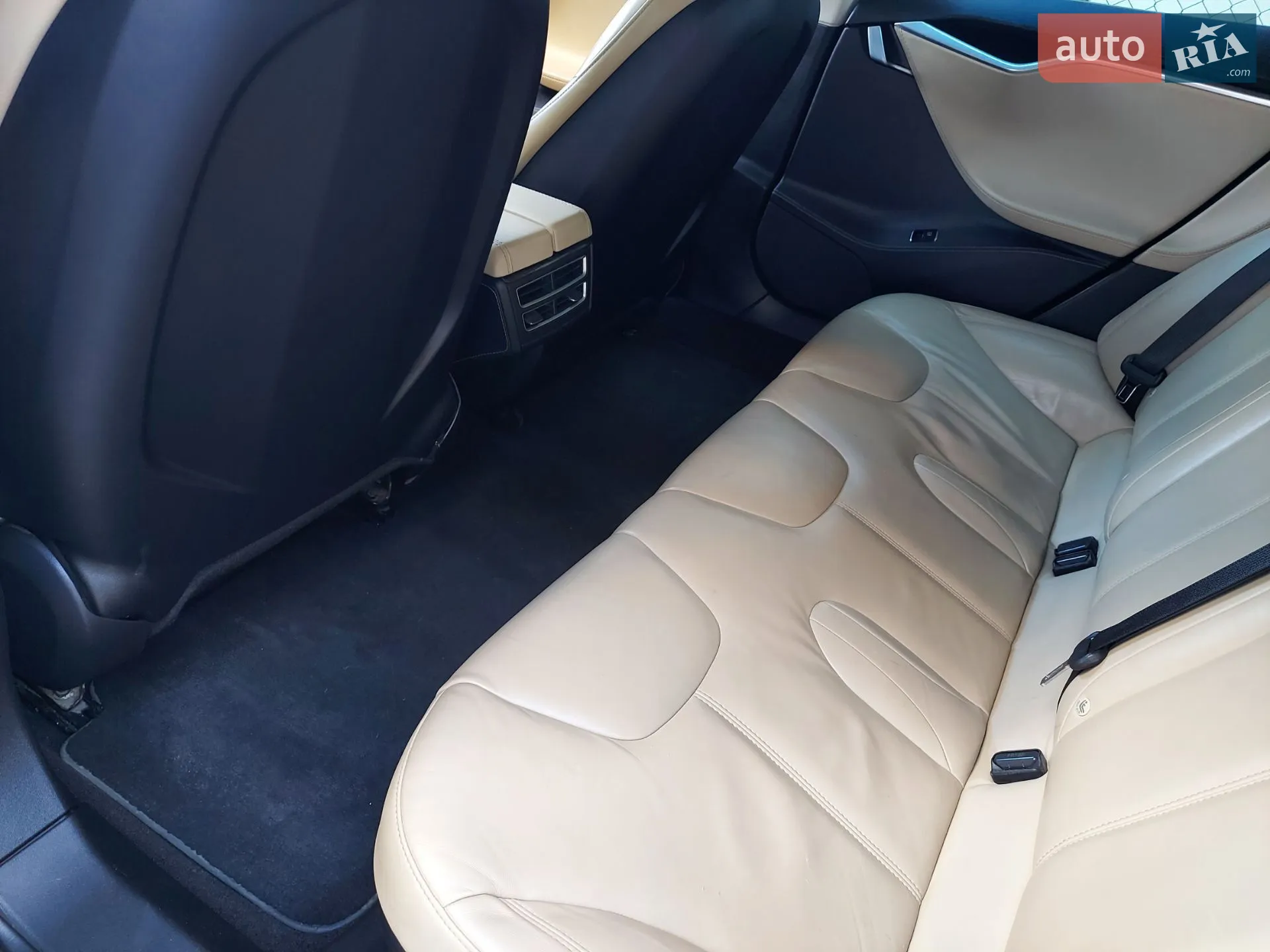 2014 Tesla Model S - мініатюра 33