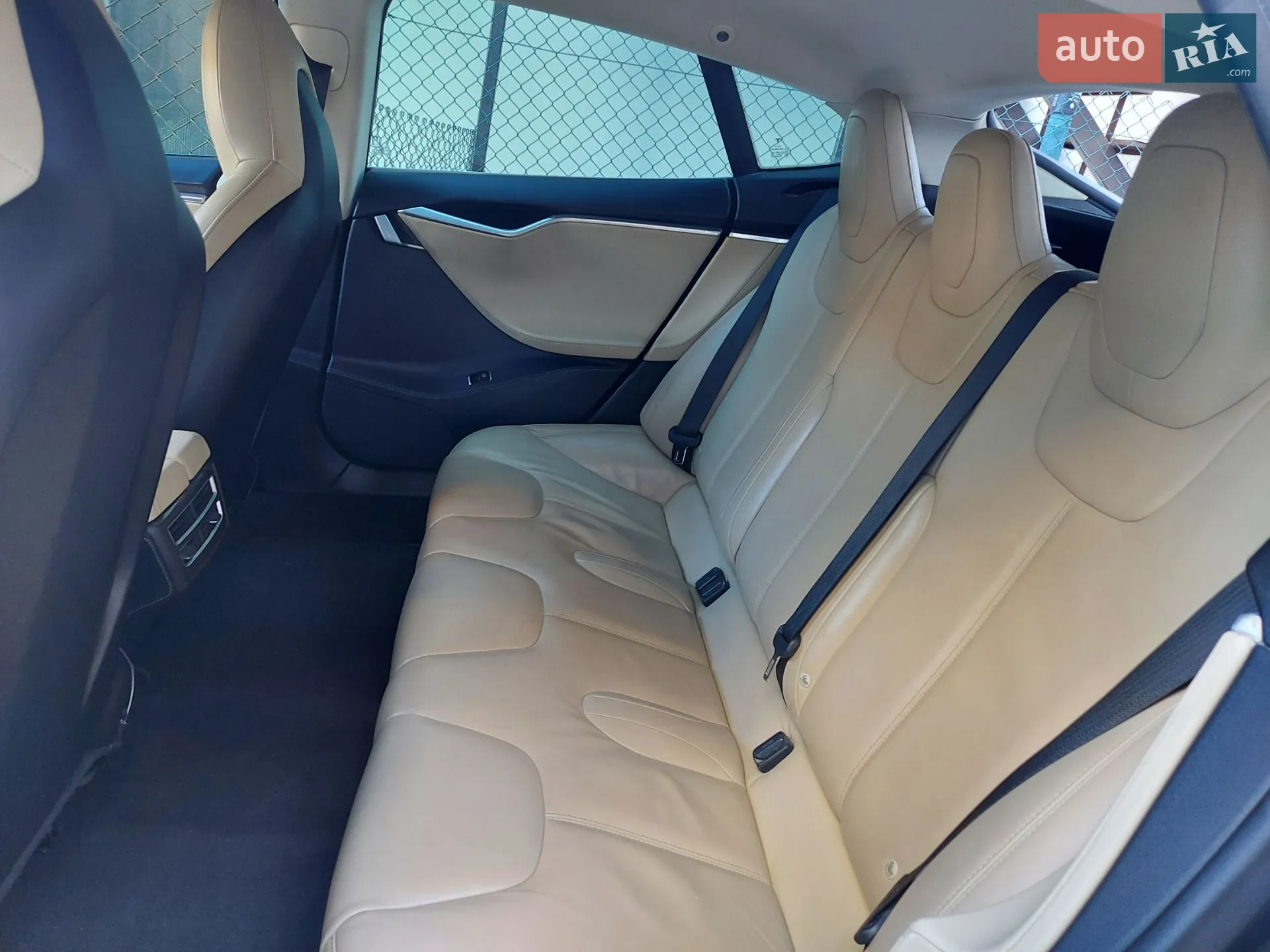 2014 Tesla Model S - мініатюра 34