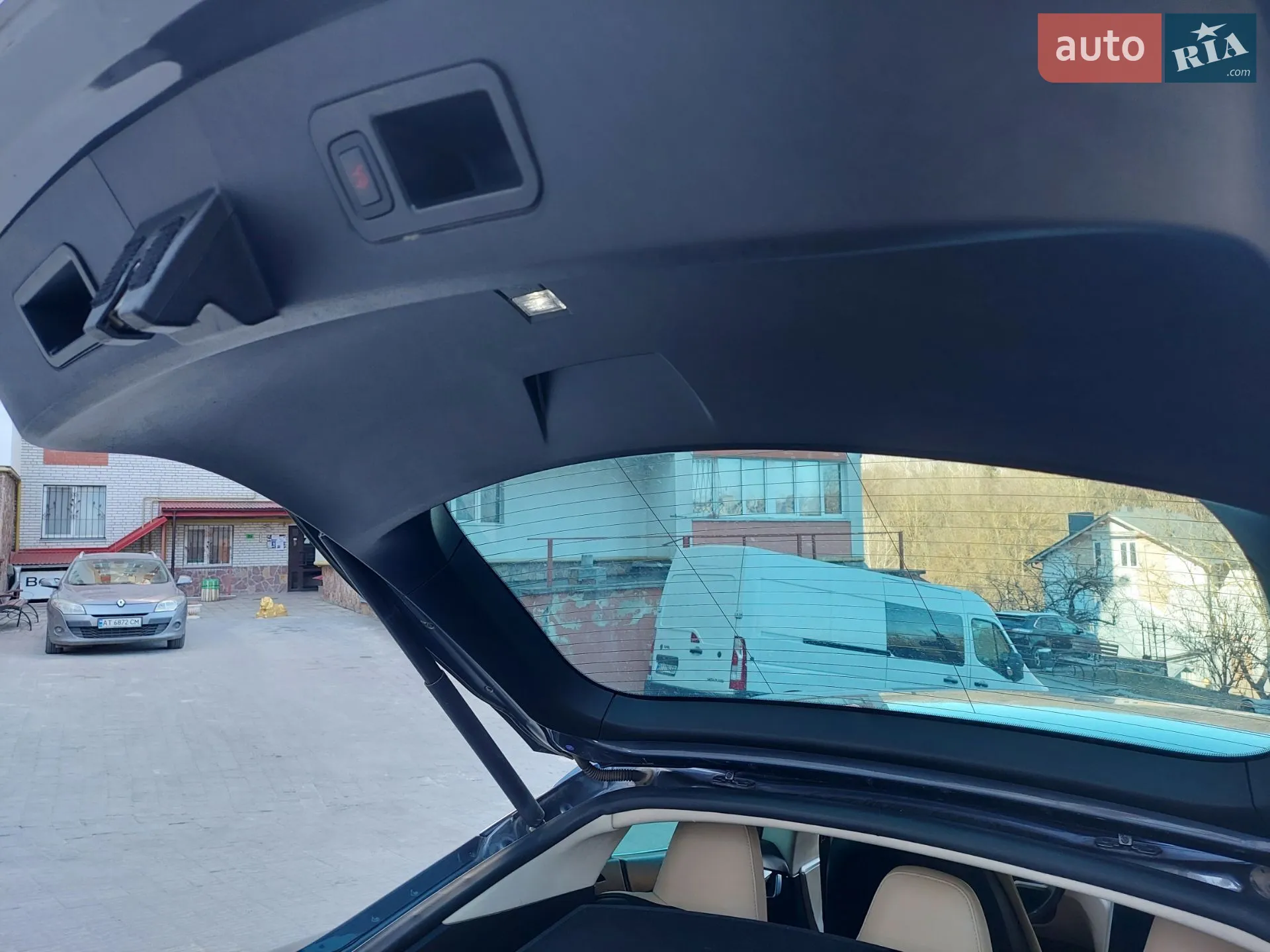 2014 Tesla Model S - мініатюра 39