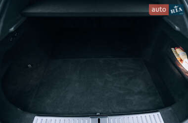 Лифтбек Tesla Model S 2021 в 