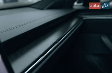 Лифтбек Tesla Model S 2021 в 