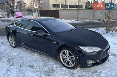 Ліфтбек Tesla Model S 2013 в Києві