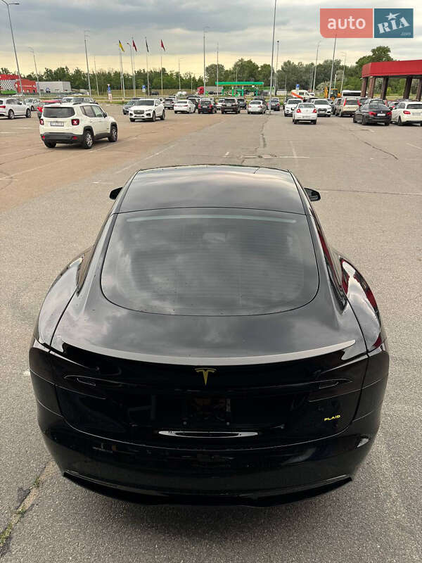 Лифтбек Tesla Model S 2021 в Киеве