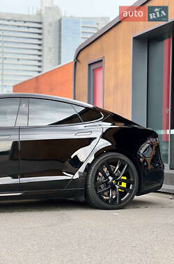 Ліфтбек Tesla Model S 2021 в 