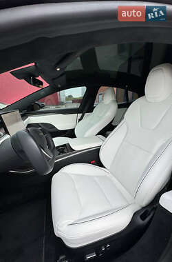Ліфтбек Tesla Model S 2021 в 