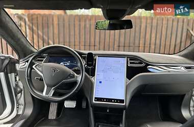 Лифтбек Tesla Model S 2015 в Ровно