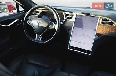 Лифтбек Tesla Model S 2016 в 