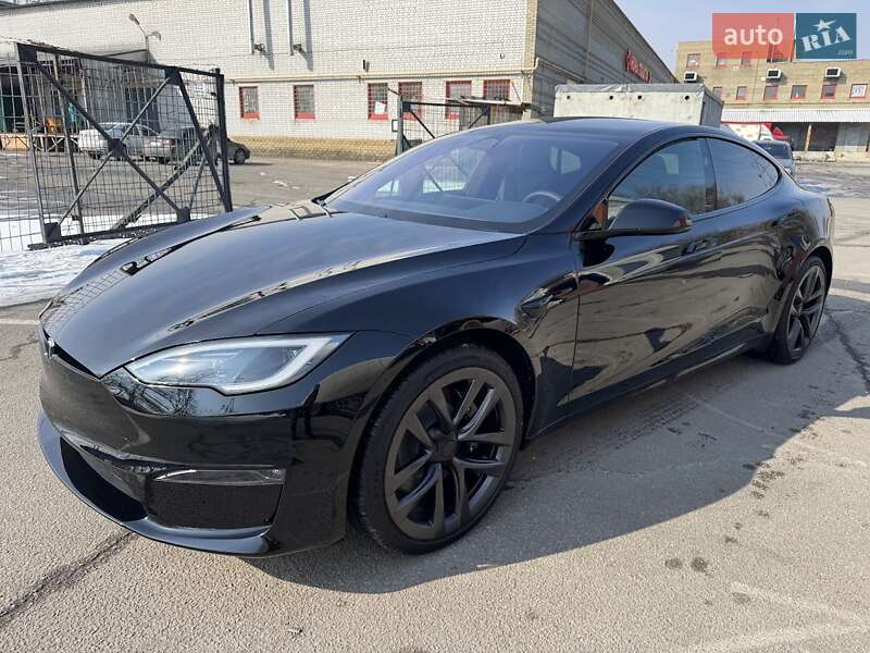 Ліфтбек Tesla Model S 2023 в Дніпрі