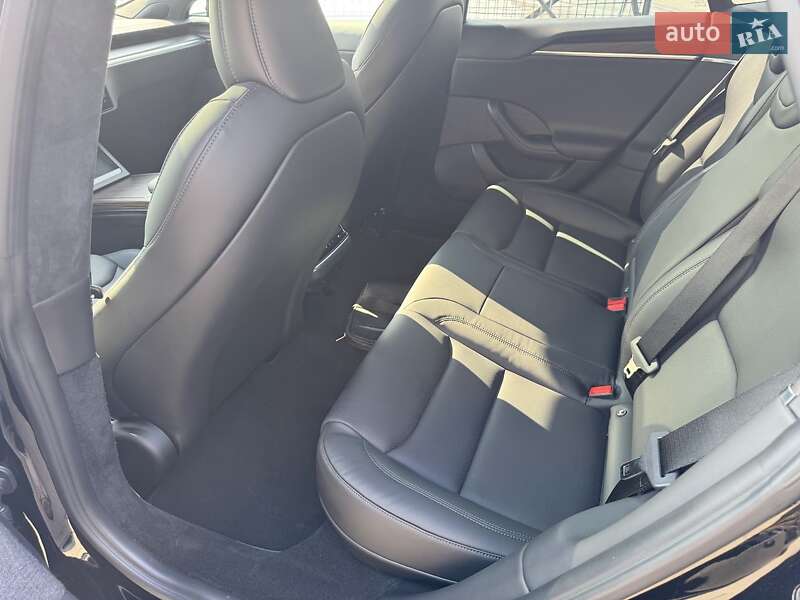 Лифтбек Tesla Model S 2023 в Днепре фото 9 Лифтбек Tesla Model S 2023 в Днепре