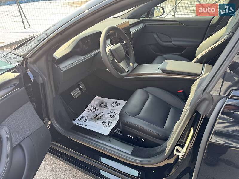 Лифтбек Tesla Model S 2023 в Днепре фото 11 Лифтбек Tesla Model S 2023 в Днепре