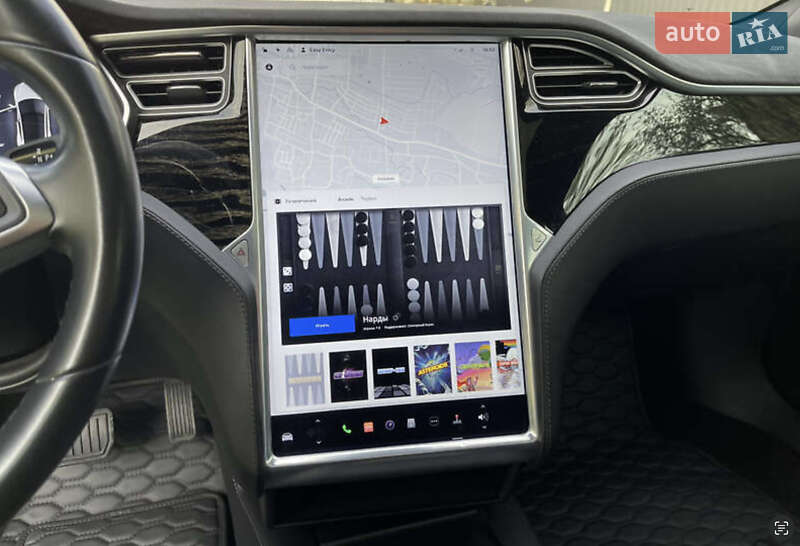 Ліфтбек Tesla Model S 2016 в Львові фото 15 Ліфтбек Tesla Model S 2016 в Львові