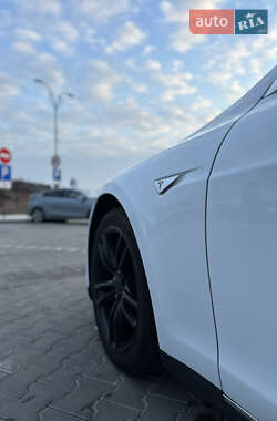 Ліфтбек Tesla Model S 2013 в Луцьку