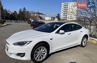 Лифтбек Tesla Model S 2018 в Хмельницком