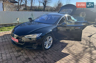 Лифтбек Tesla Model S 2016 в 