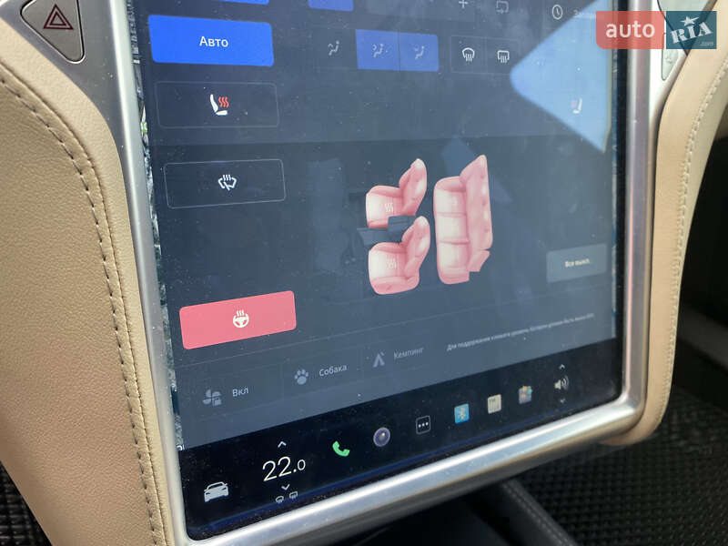 Лифтбек Tesla Model S 2015 в Киеве