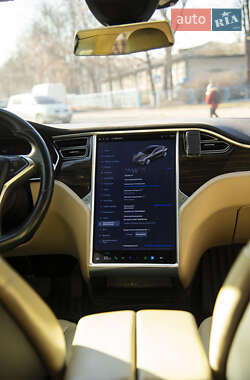 Ліфтбек Tesla Model S 2016 в 