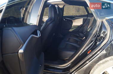 Ліфтбек Tesla Model S 2014 в 