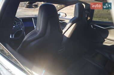 Ліфтбек Tesla Model S 2014 в 