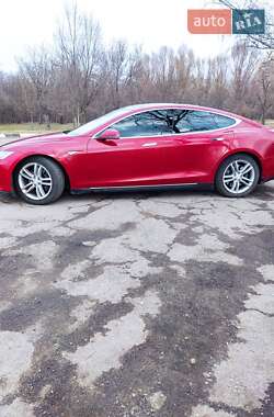 Ліфтбек Tesla Model S 2016 в 