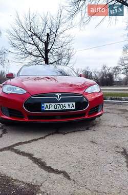 Ліфтбек Tesla Model S 2016 в 