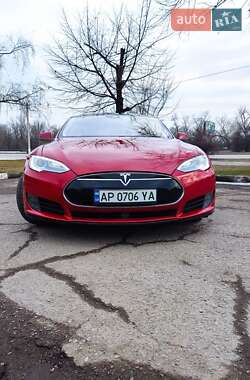 Ліфтбек Tesla Model S 2016 в 