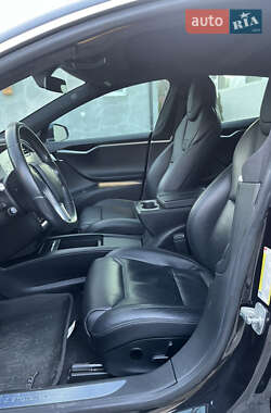 Лифтбек Tesla Model S 2017 в 