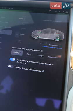 Ліфтбек Tesla Model S 2020 в 