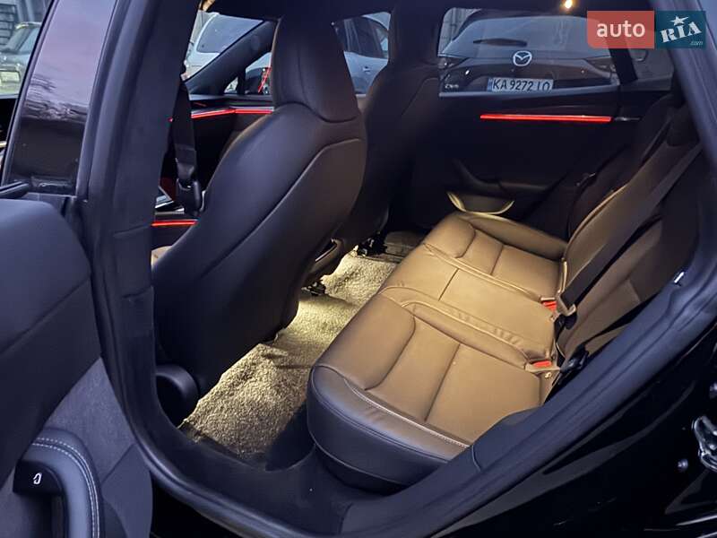 Лифтбек Tesla Model S 2021 в Киеве
